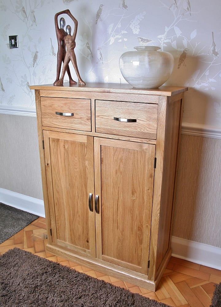 OAK SHOE CUPBOARD 