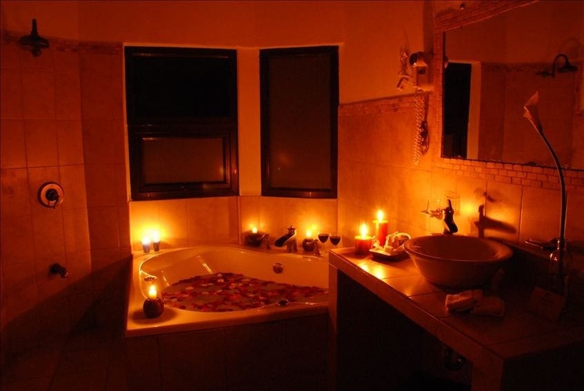 Valentine's Day Romantic Bathroom