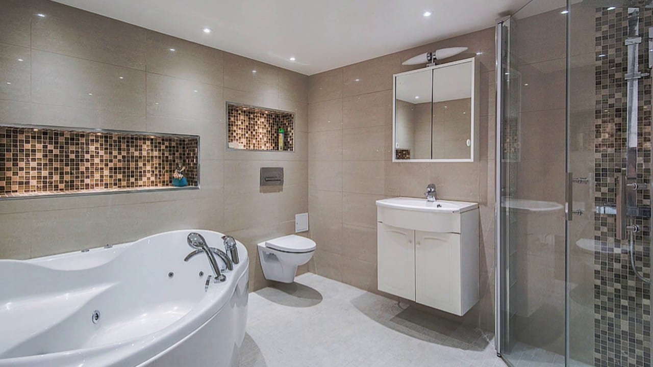 A Modern Bathroom in 2018