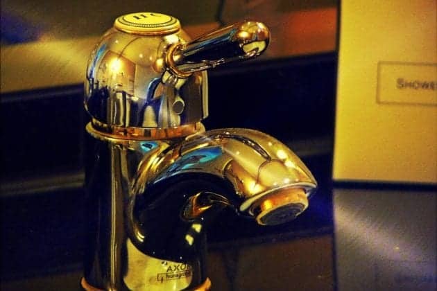 Shiny Bathroom Faucet