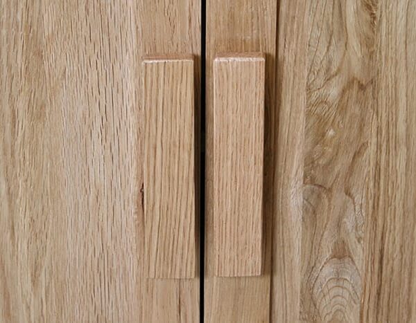 Wooden Handles for Bathroom Vanity Unit
