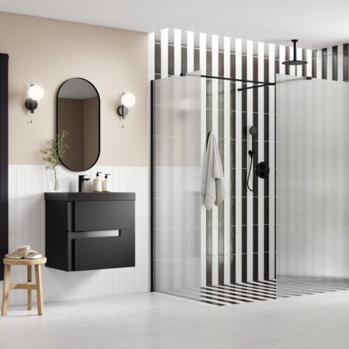 Latin 800mm Fluted Wetroom Panel & Side Panel Arm - Black